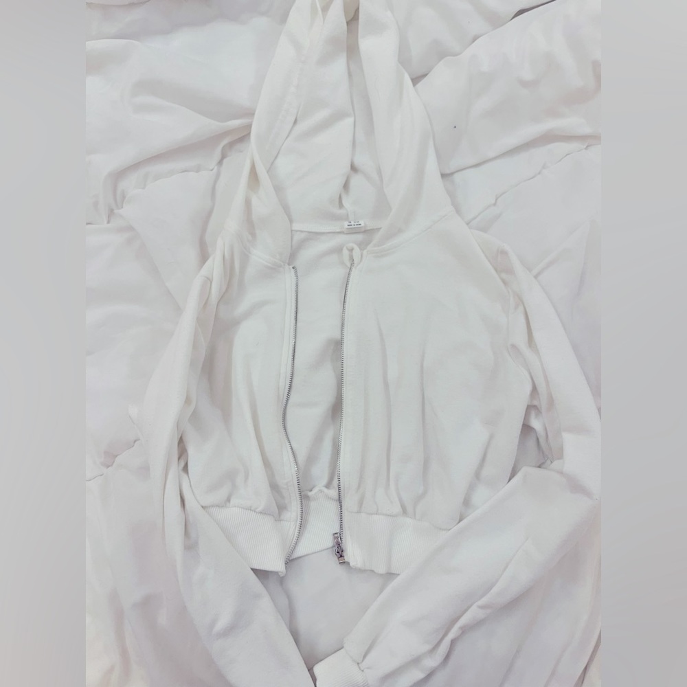 cropped long sleeve zip up